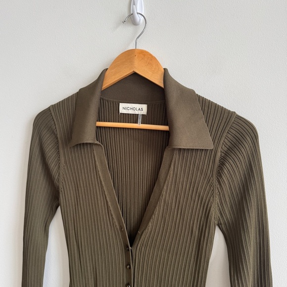 NICHOLAS • Jasmin Knit Tunic Dress in Khaki - Picture 5 of 12